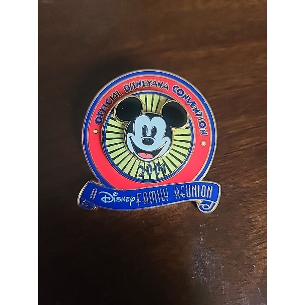 Disney Pin - 2001 Official Disneyana Convention Spinner Mickey Family Reunion